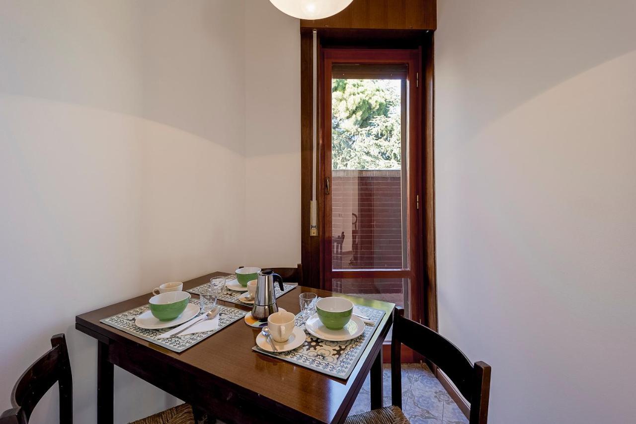 산레모 Portosole Attic - With Terrace And Private Parking 아파트 외부 사진