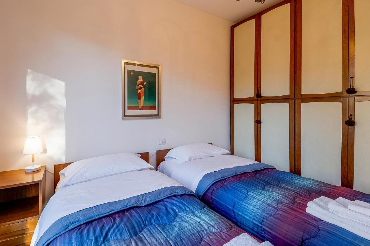 산레모 Portosole Attic - With Terrace And Private Parking 아파트 외부 사진