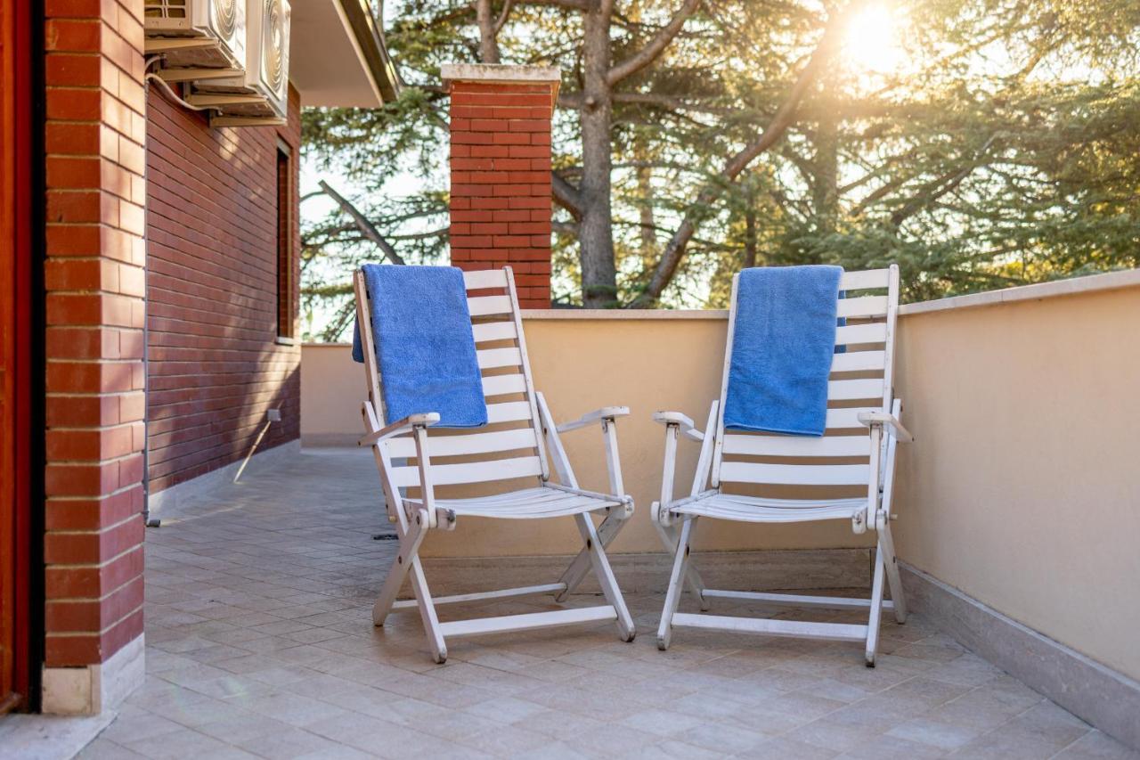 산레모 Portosole Attic - With Terrace And Private Parking 아파트 외부 사진