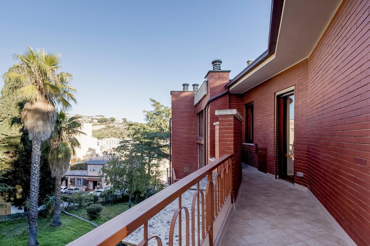 산레모 Portosole Attic - With Terrace And Private Parking 아파트 외부 사진