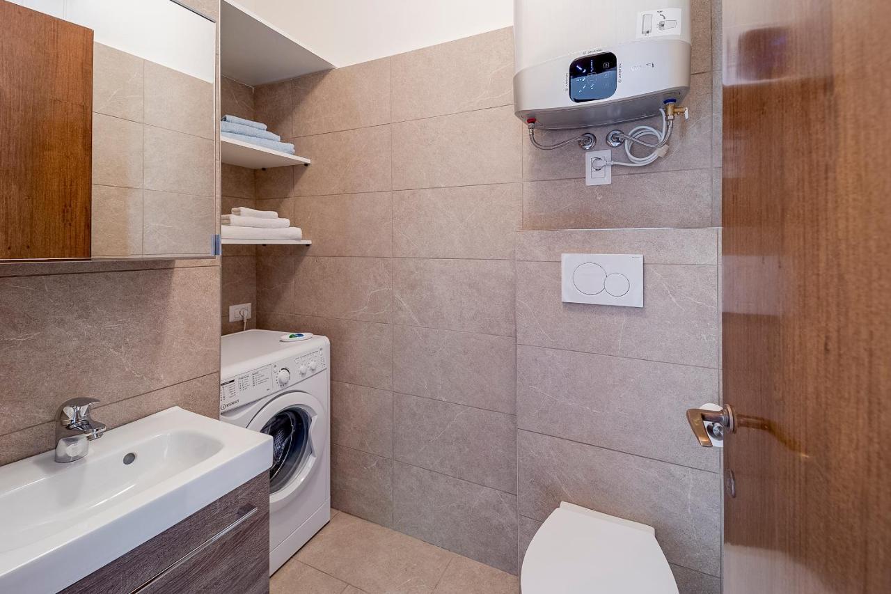 산레모 Portosole Attic - With Terrace And Private Parking 아파트 외부 사진
